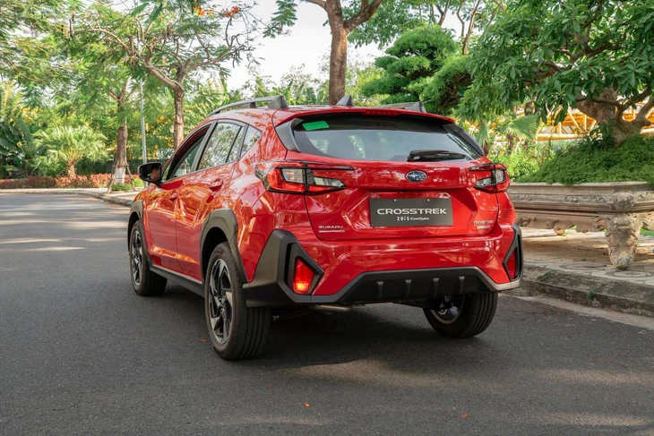 Subaru Crosstrek - Ảnh 4.