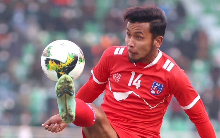 HLV Kim Sang Sik: Tôi không biết FIFA sẽ quyết định thế nào với Malaysia, tập trung thắng Nepal  - Ảnh 4.