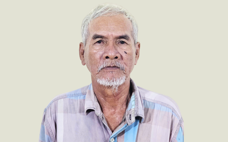 Chặn bắt nghi phạm hiếp dâm đang trên đường bỏ trốn vào phía nam bằng xe khách - Ảnh 3.