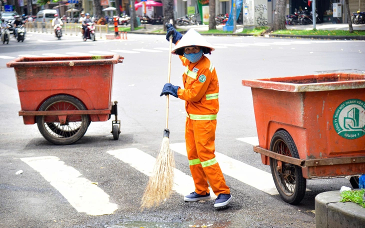 Vụ chọc ghẹo, đánh thiếu nữ: 'Bản tính hăng hung phải trả giá đắt' - Ảnh 2.