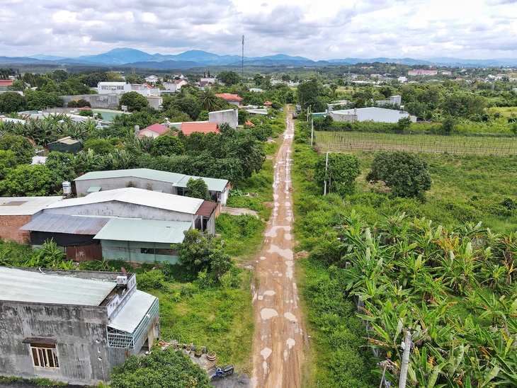 hiến đất - Ảnh 2.