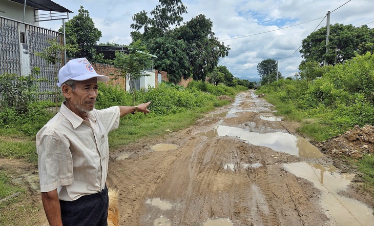 hiến đất - Ảnh 1.