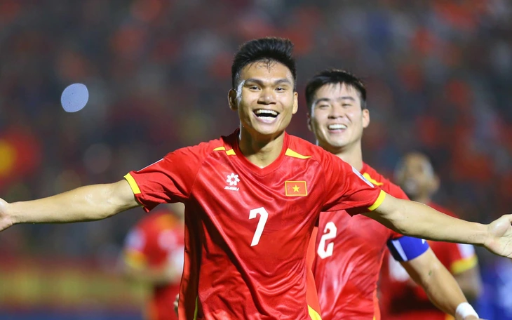 Việt Nam - Nepal 3-1: Vất vả tìm vé đến Saudi Arabia - Ảnh 2.
