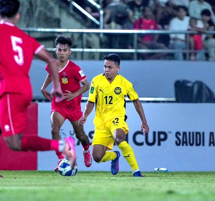 Vắng dàn sao nhập tịch, Malaysia vẫn hạ Lào 3-0 - Ảnh 1.
