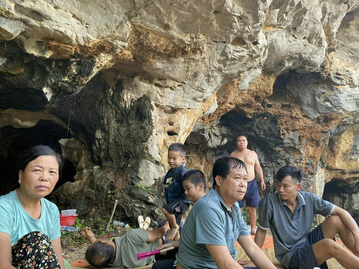 Cơn lũ - Ảnh 4.