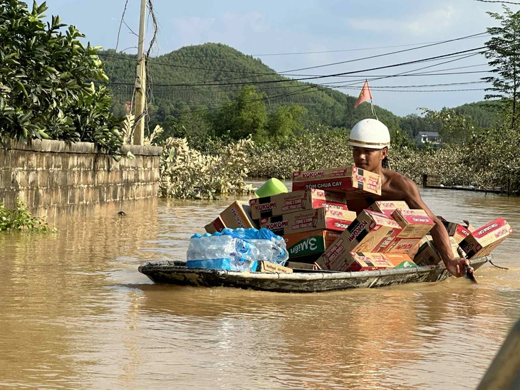 Cơn lũ - Ảnh 8.