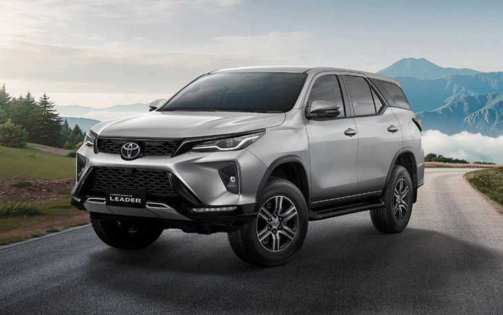 Toyota Fortuner - Ảnh 2.