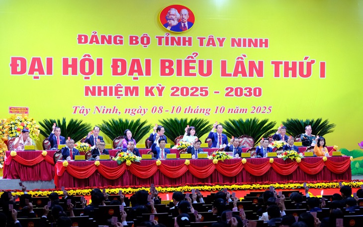 Ông Nguyễn Văn Quyết làm Bí thư Tỉnh ủy Tây Ninh, nhiệm kỳ 2025-2030 - Ảnh 2.