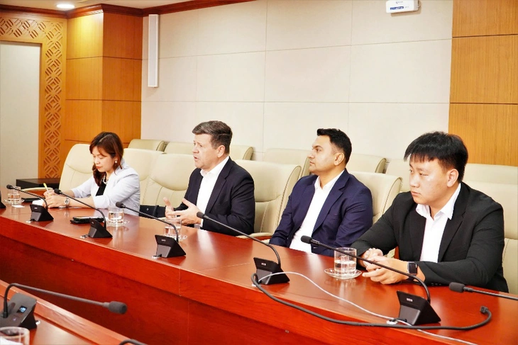 Lãnh đạo sàn Nasdaq chúc mừng chứng khoán Việt nâng hạng, làm cầu nối mở đường cho dòng vốn tỉ đô - Ảnh 1.