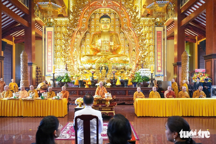 Thái Lan 18 lần tổ chức Lễ dâng y Kathina Hoàng gia tại Việt Nam - Ảnh 1. lễ dâng y Kathina - Ảnh 1.