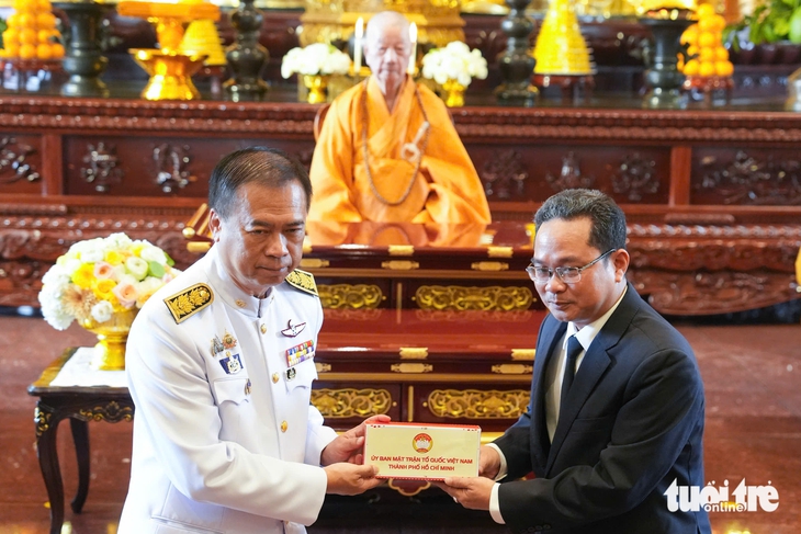 Thái Lan 18 lần tổ chức Lễ dâng y Kathina Hoàng gia tại Việt Nam - Ảnh 11. lễ dâng y Kathina - Ảnh 11.