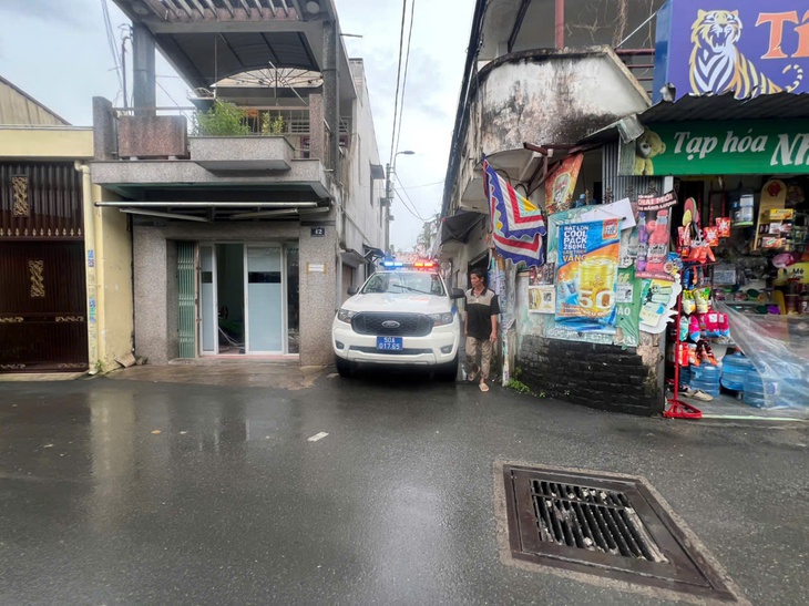 cố thủ - Ảnh 2.