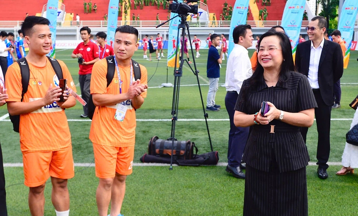 Giải bóng đá công nhân, viên chức Việt Nam 2025: 'Bóng đá là cơ hội lan tỏa tình yêu' - Ảnh 1. Giải bóng đá công nhân, viên chức - Ảnh 1.