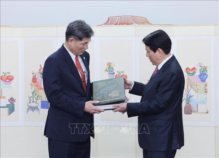 Busan cam kết tăng cường hợp tác với TP.HCM về cảng biển, đóng tàu và du lịch - Ảnh 3. Busan - Ảnh 2.