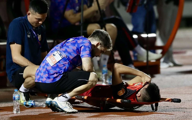 Nguyễn Văn Trường chấn thương, cơ hội cho Trần Thành Trung dự SEA Games 33? - Ảnh 4.