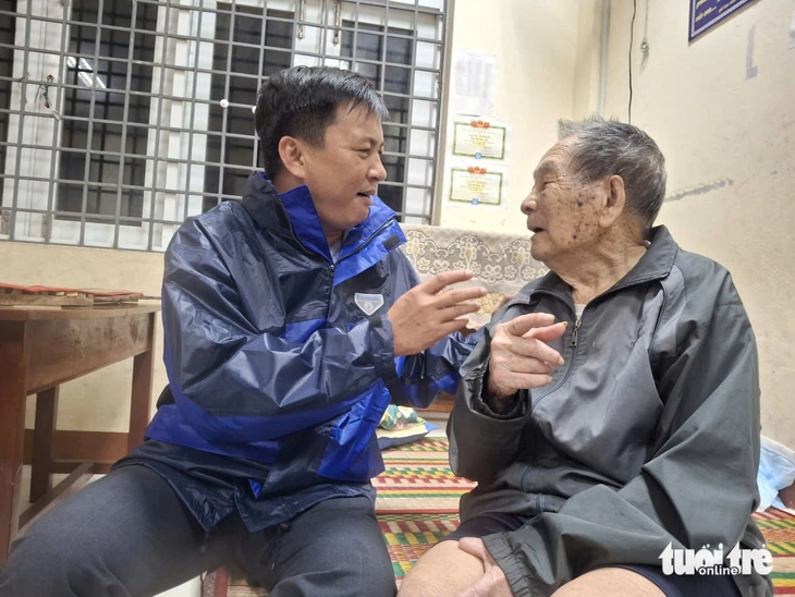 Bão Kalmaegi sập nhà, tốc mái la liệt nhưng ít thiệt hại về người, vì sao? - Ảnh 4.