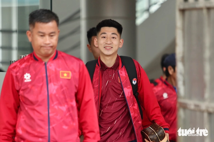 U22 Việt Nam chia 3 nhóm đi Trung Quốc tập huấn trước SEA Games 33 - Ảnh 1.