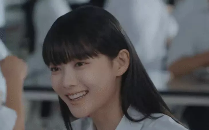 Kim Yoo Jung lộng lẫy trong váy cưới, chuẩn bị 'lên xe hoa'? - Ảnh 6.