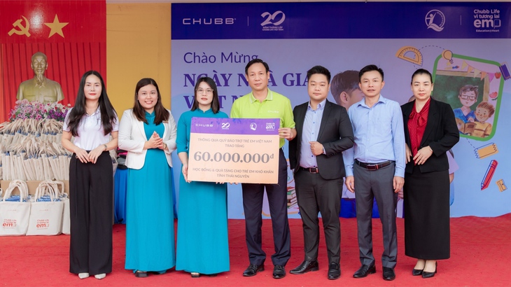 'Chubb Life - Vì tương lai em' mang yêu thương đến học sinh Thái Nguyên - Ảnh 2.