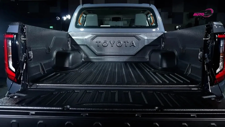 Toyota Hilux - Ảnh 6.