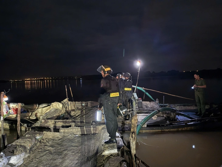 cát tặc - Ảnh 3.