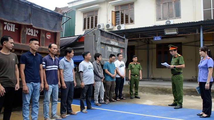 cát tặc - Ảnh 1.