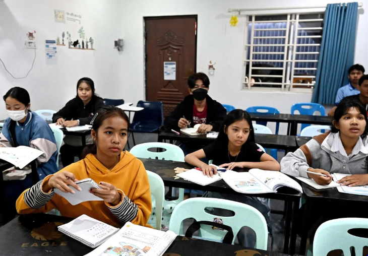 ngoại ngữ - Ảnh 1.