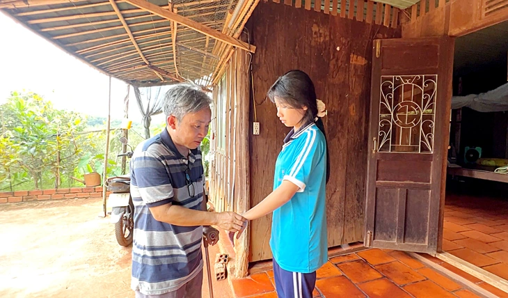 viêm cột sống dính khớp - Ảnh 2.