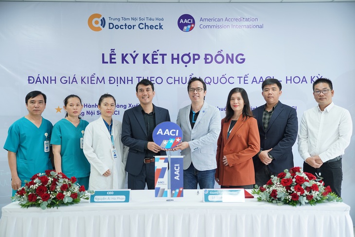 Phòng khám đầu tiên tại TP.HCM có dây nội soi dạ dày XZ1200 từ Nhật Bản - Ảnh 4.