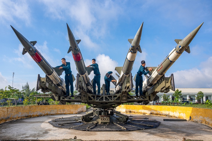 Hồ Chí Minh - Ảnh 12.