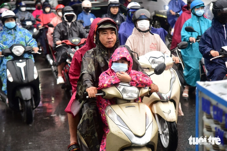 đội mưa - Ảnh 5.