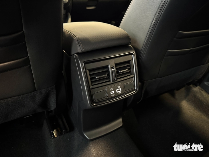 Subaru Forester - Ảnh 13.