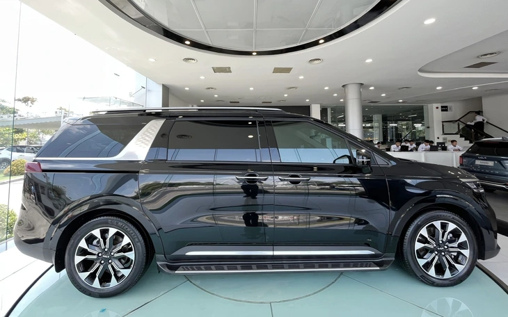 Kia Carnival - Ảnh 2.