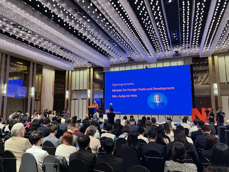 TP.HCM đặt mục tiêu thành trung tâm trung chuyển logistics - hàng không hàng đầu khu vực - Ảnh 3.