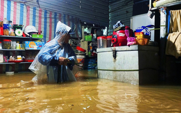 Thời tiết hôm nay 14-11: Bắc Bộ rét đậm, Trung Bộ đón đợt mưa to dài ngày - Ảnh 2.