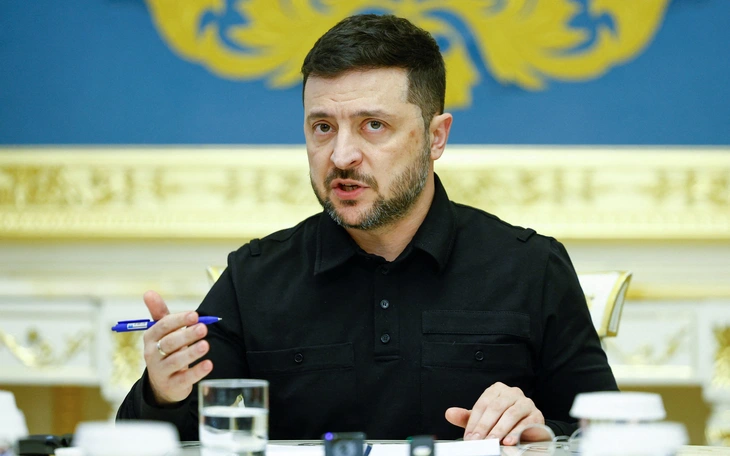 Ông Zelensky tuyên bố cải tổ ngành năng lượng sau bê bối tham nhũng - Ảnh 2.