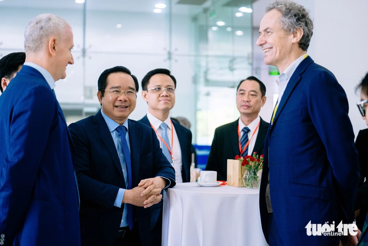 Chủ tịch UBND TP.HCM Nguyễn Văn Được: TP.HCM có 3 vùng phát triển, thu hút đầu tư - Ảnh 1.