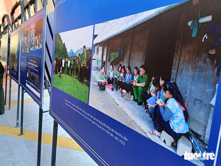 Bộ Công an triển lãm ảnh thực trạng tội phạm mua bán người, bạo lực giới tính- Ảnh 3.