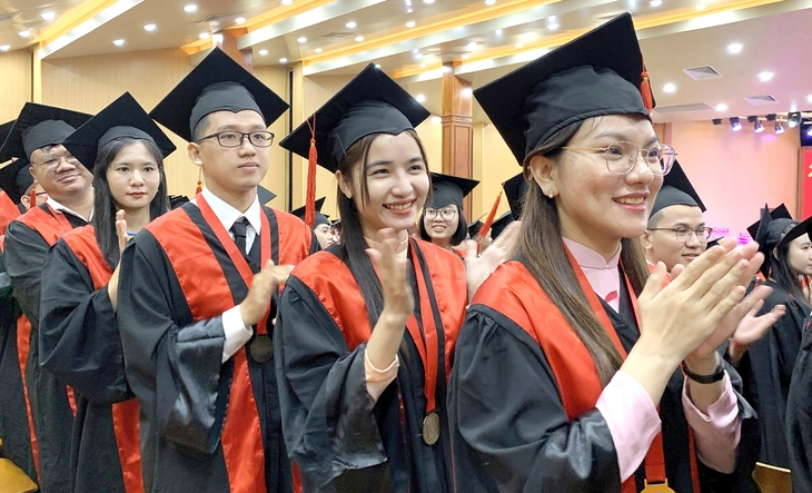 Đột phá thu hút nhân tài - Ảnh 1. người tài - Ảnh 1.