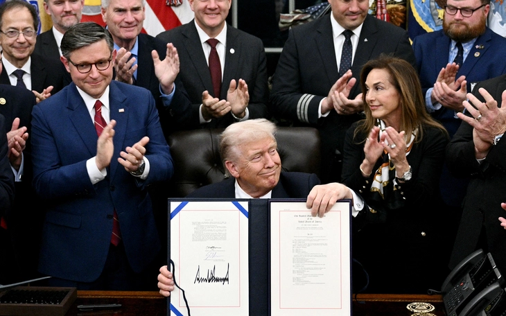 Nguy cơ đóng cửa chính phủ Mỹ trở lại vào đầu năm 2026 - Ảnh 2.