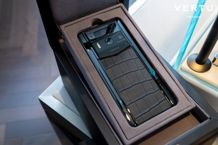 Vertu - Ảnh 3.