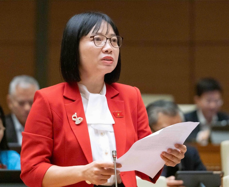 viên chức - Ảnh 1.