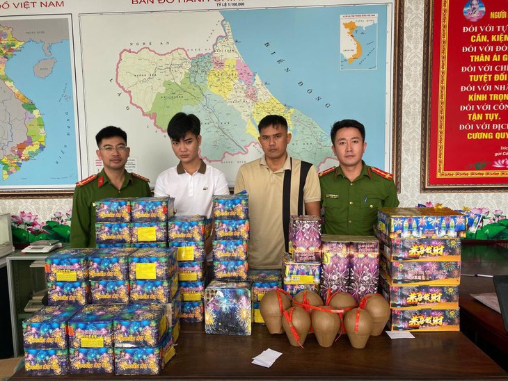 pháo nổ - Ảnh 2.