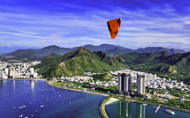 Du lịch Khánh Hòa vượt khó khăn mưa lũ, tăng cường đón khách dịp cuối năm - Ảnh 4.