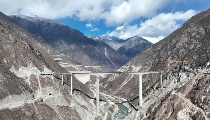 cầu Hồng Kỳ - Ảnh 2.