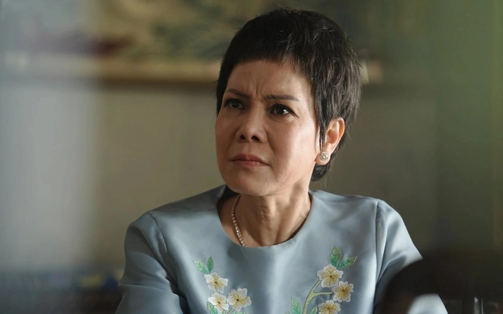 Khánh Phương được vợ nhờ đứng tên công ty, giao dịch mua cổ phiếu - Ảnh 3.