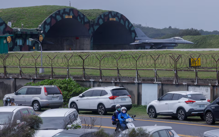 Sóng gió Trung - Nhật dưới thời bà Takaichi - Ảnh 2.