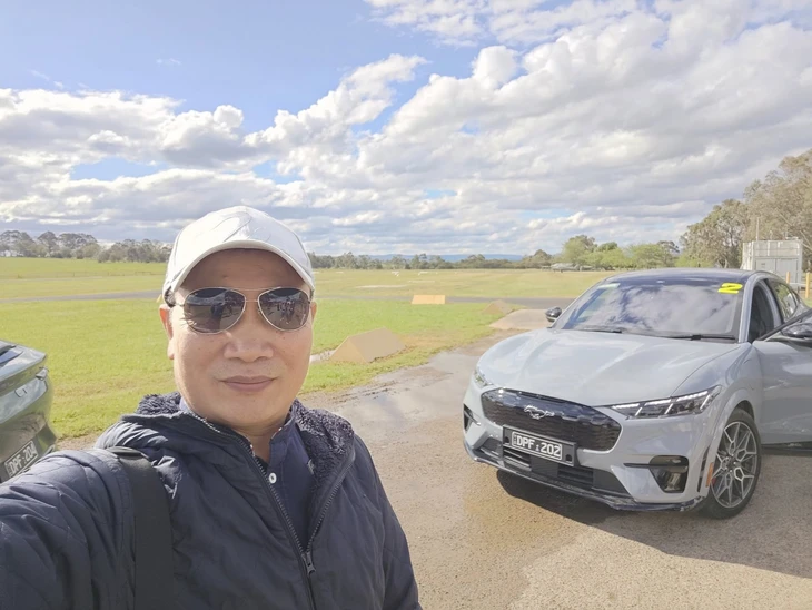 Ford Mustang Mach-E - Ảnh 5.