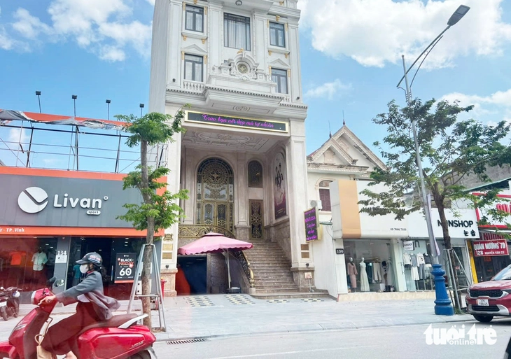 thẩm mỹ - Ảnh 2.