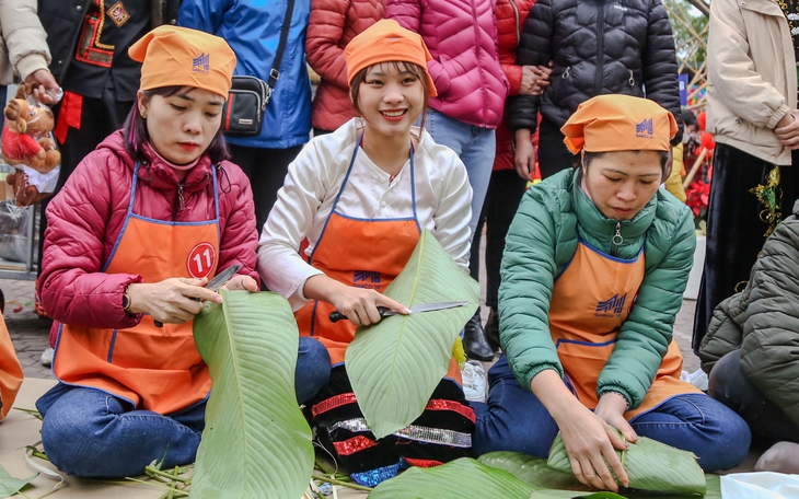 Hơn 1.100 câu chuyện trong 'Vòng tay Công đoàn': Những câu chuyện đẹp từ nhà máy đến công trường - Ảnh 4.